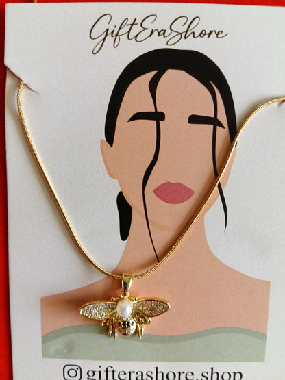 Pave Crystal Bee Pendant Necklace - Gift Era Shore
