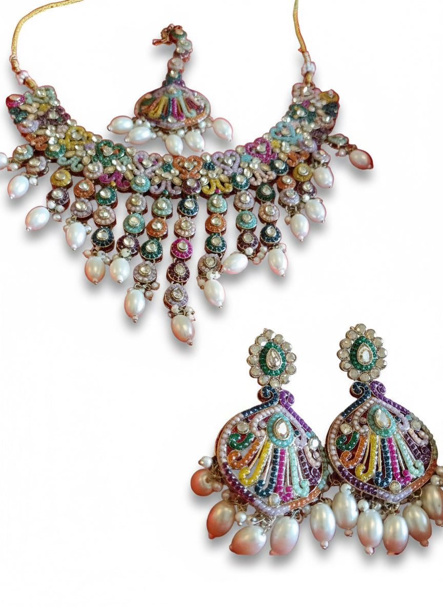 Heart-Shaped Kundan and Pearl Bridal Jewelry Set