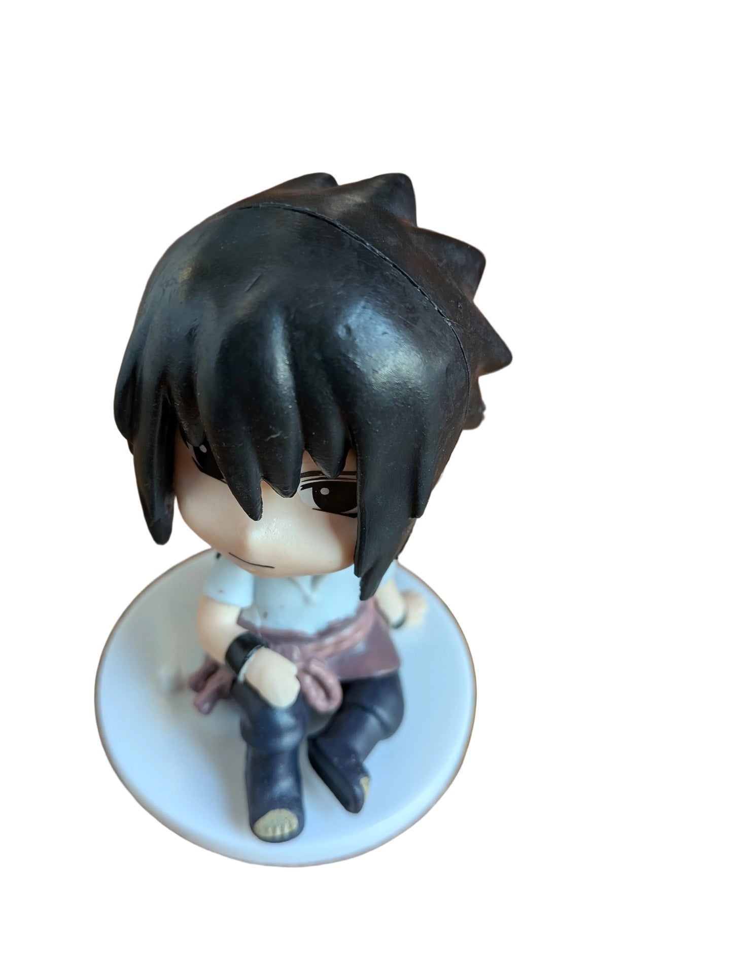 Naruto Shippuden Sasuke Uchiha Chibi Figure (Sitting White Shirt)